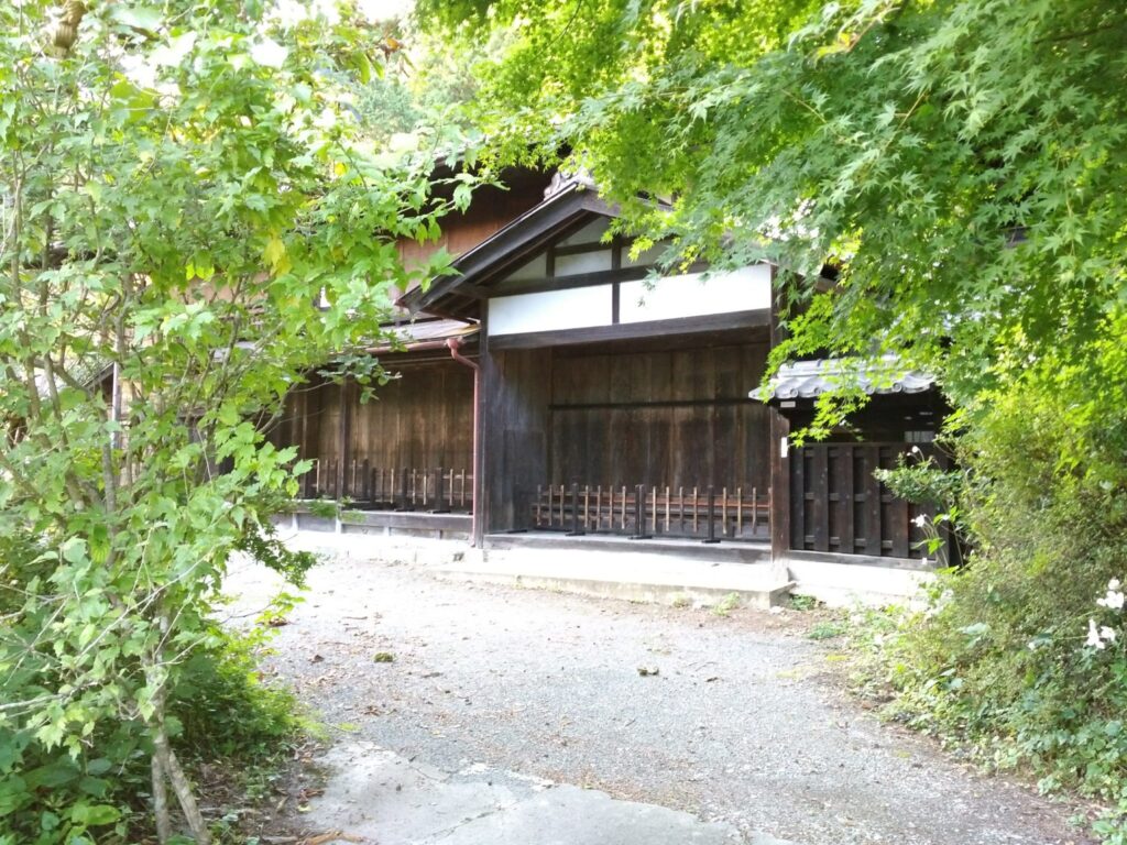 栃本関所