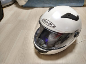 激臭ヘルメットの脱臭に挑戦中