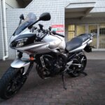 取り敢えずMRAのスクリーンツーリングに交換。