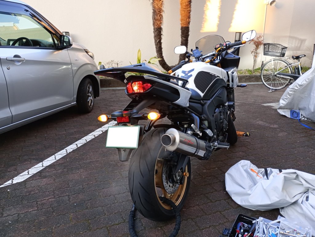 テールランプとウィンカーのLED化完了ー。
