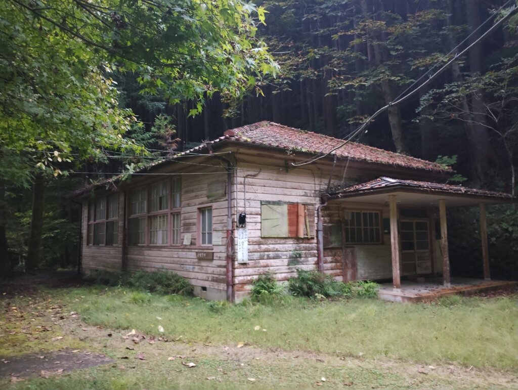 校舎全景